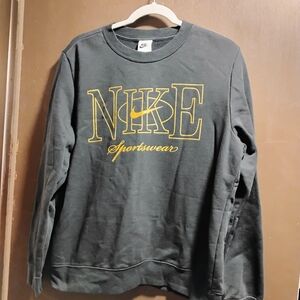 Nike Sweater